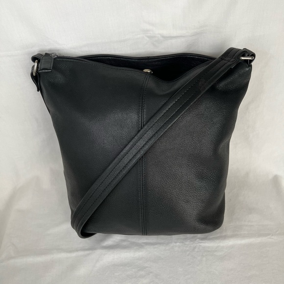Tignanello Bags Tignanello Black Leather Crossbody Vintage Bucket Bag Poshmark